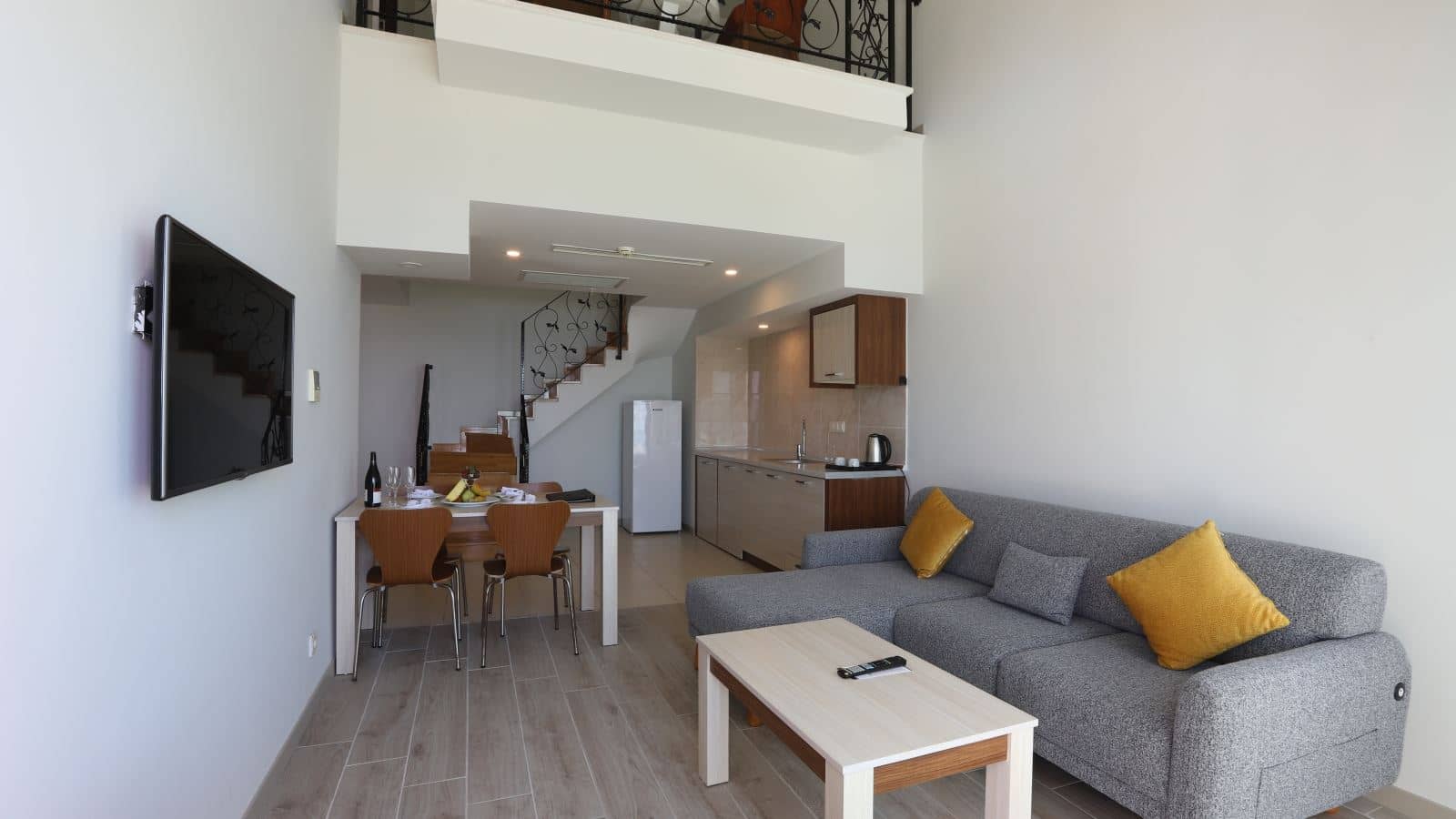 rooms-dubleks-suit-kara