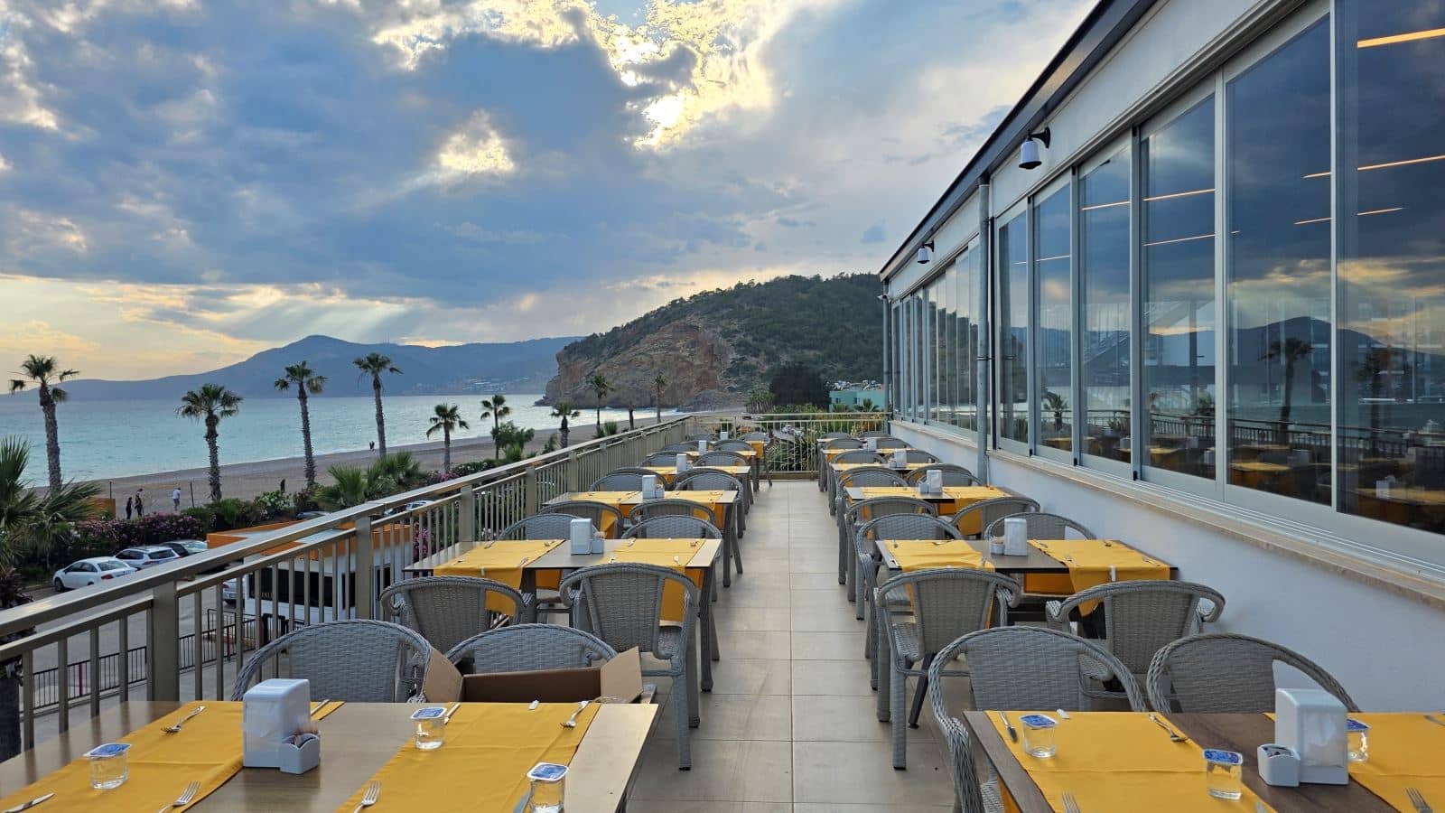 restaurants-ana-restaurant