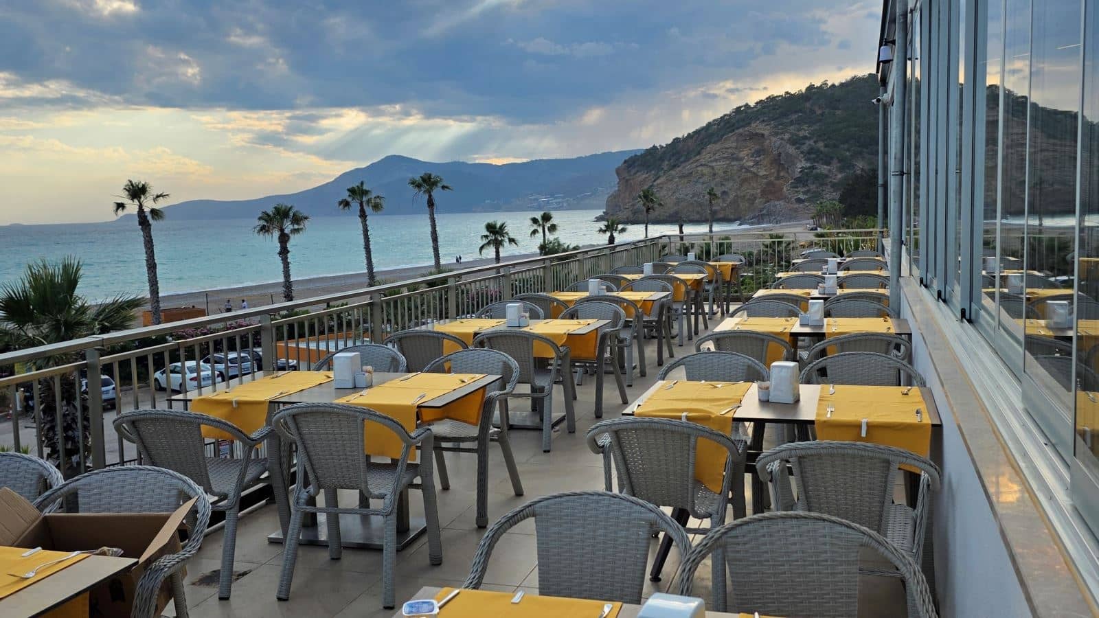 restaurants-ana-restaurant