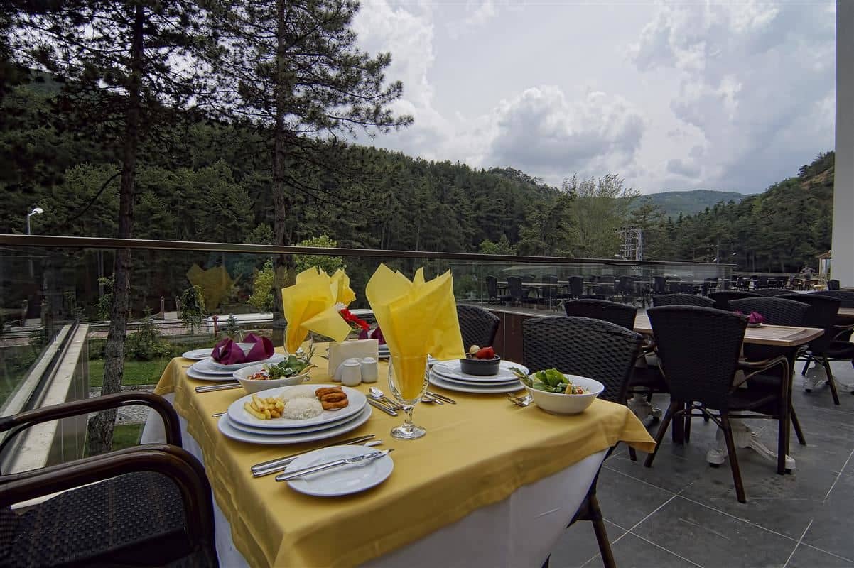 restaurants-restaurant