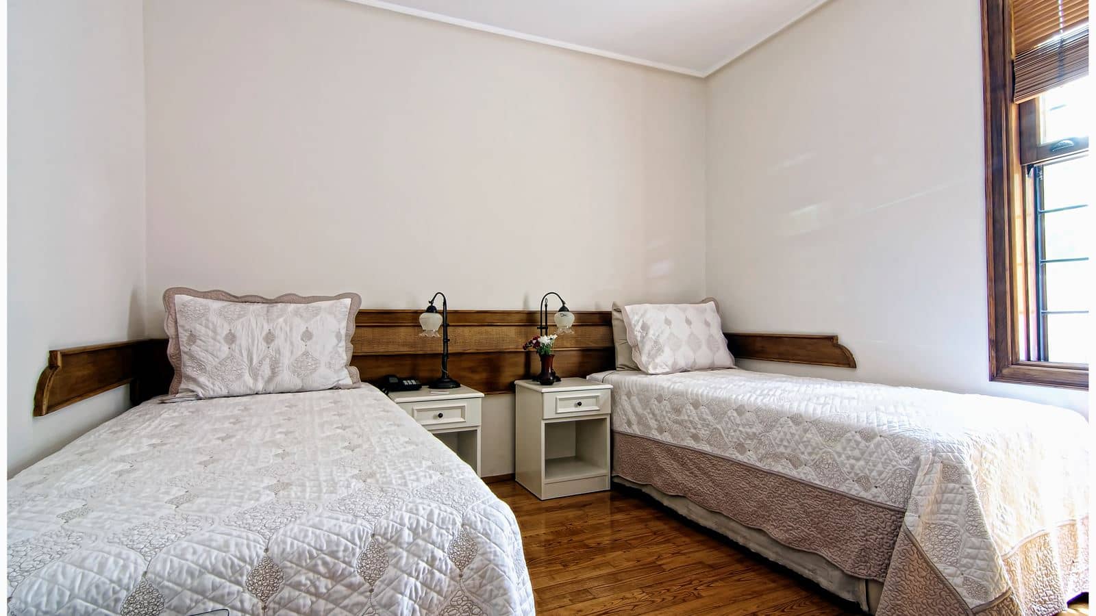 rooms-standard-large-room