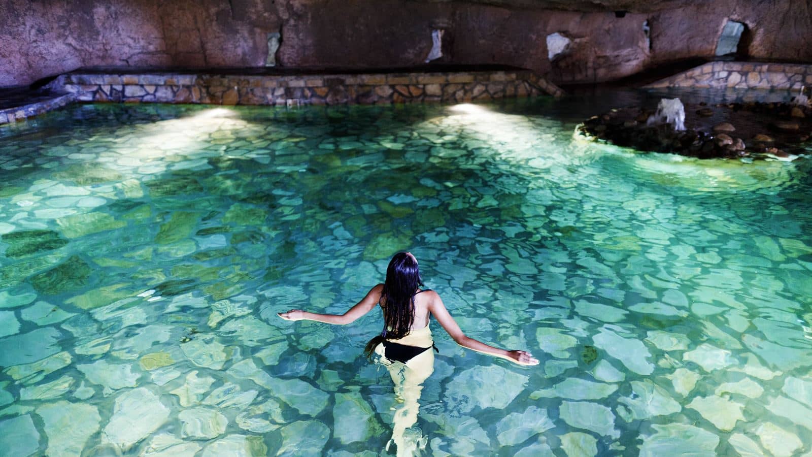 pools-outdoor-pool