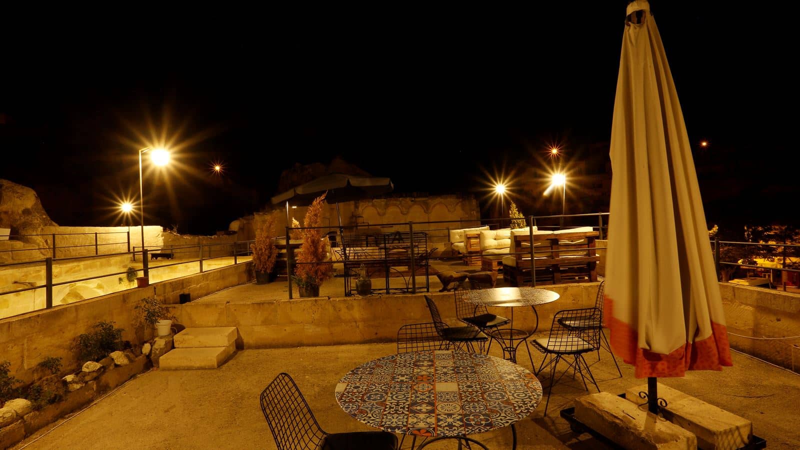 restaurants-cave-restaurant