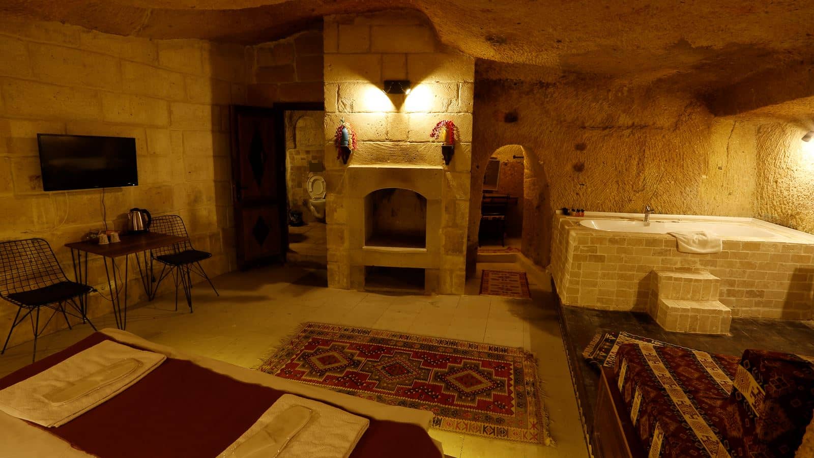 rooms-deluxe-room