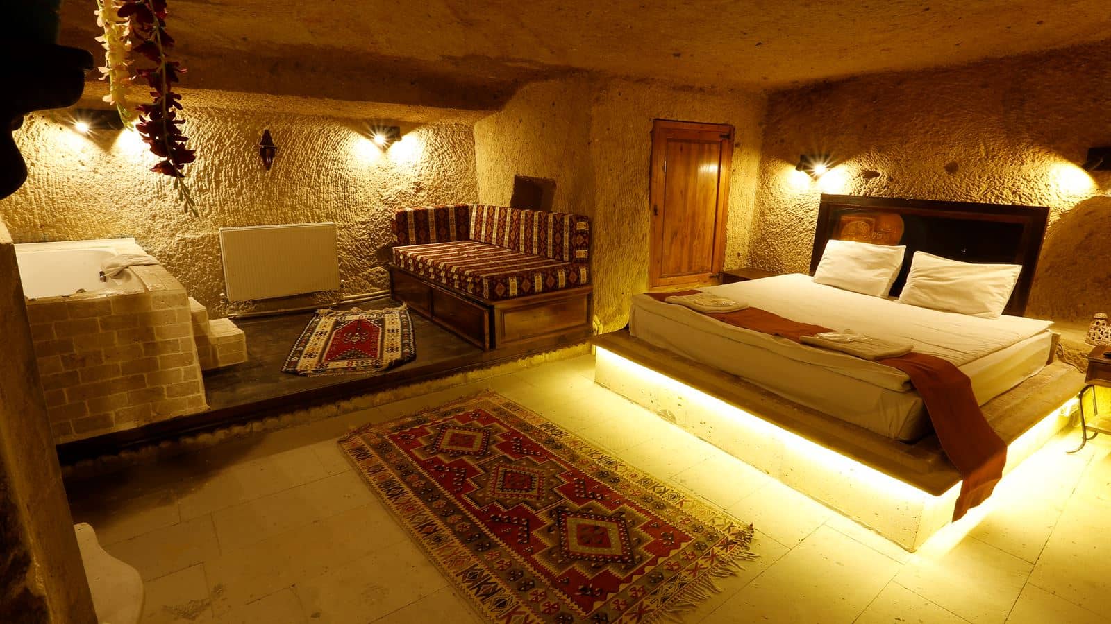rooms-deluxe-room