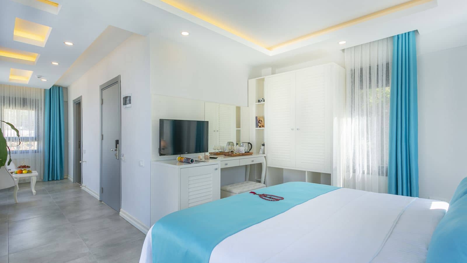 rooms-deluxe-room