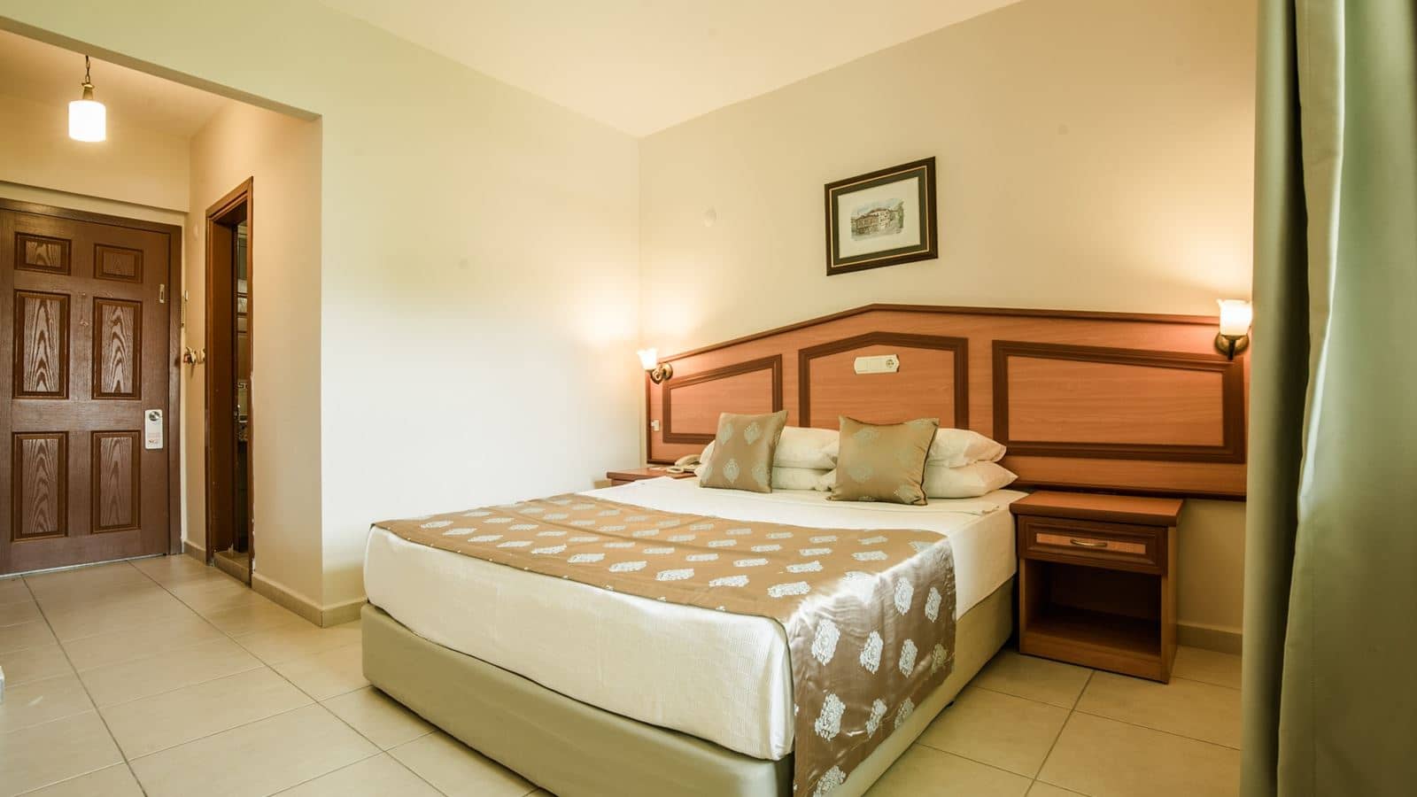 rooms-standard-room