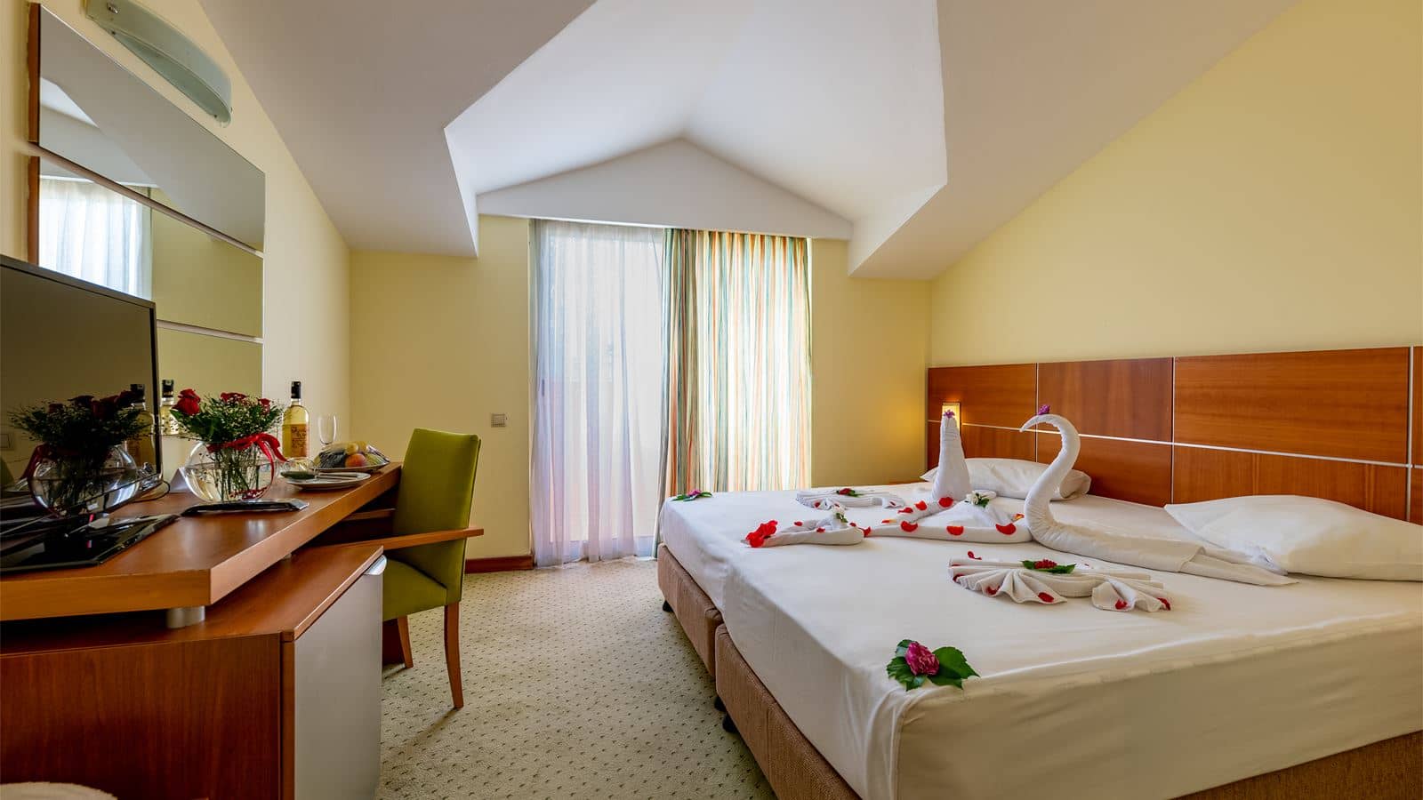 rooms-standard-room