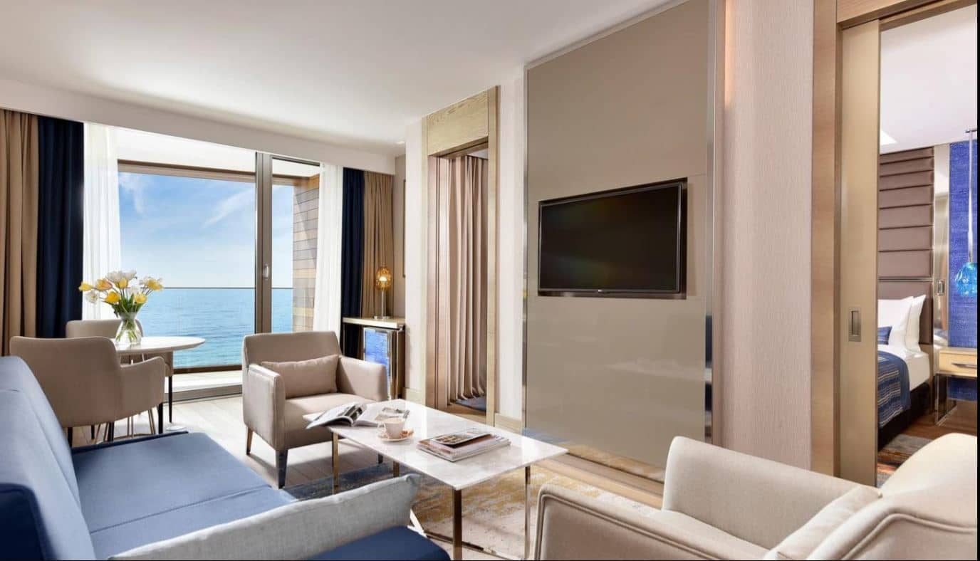 rooms-junior-suite-club-lounch