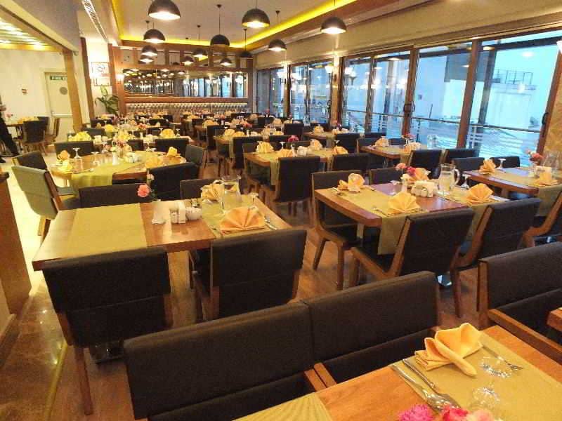 restaurants-restaurants