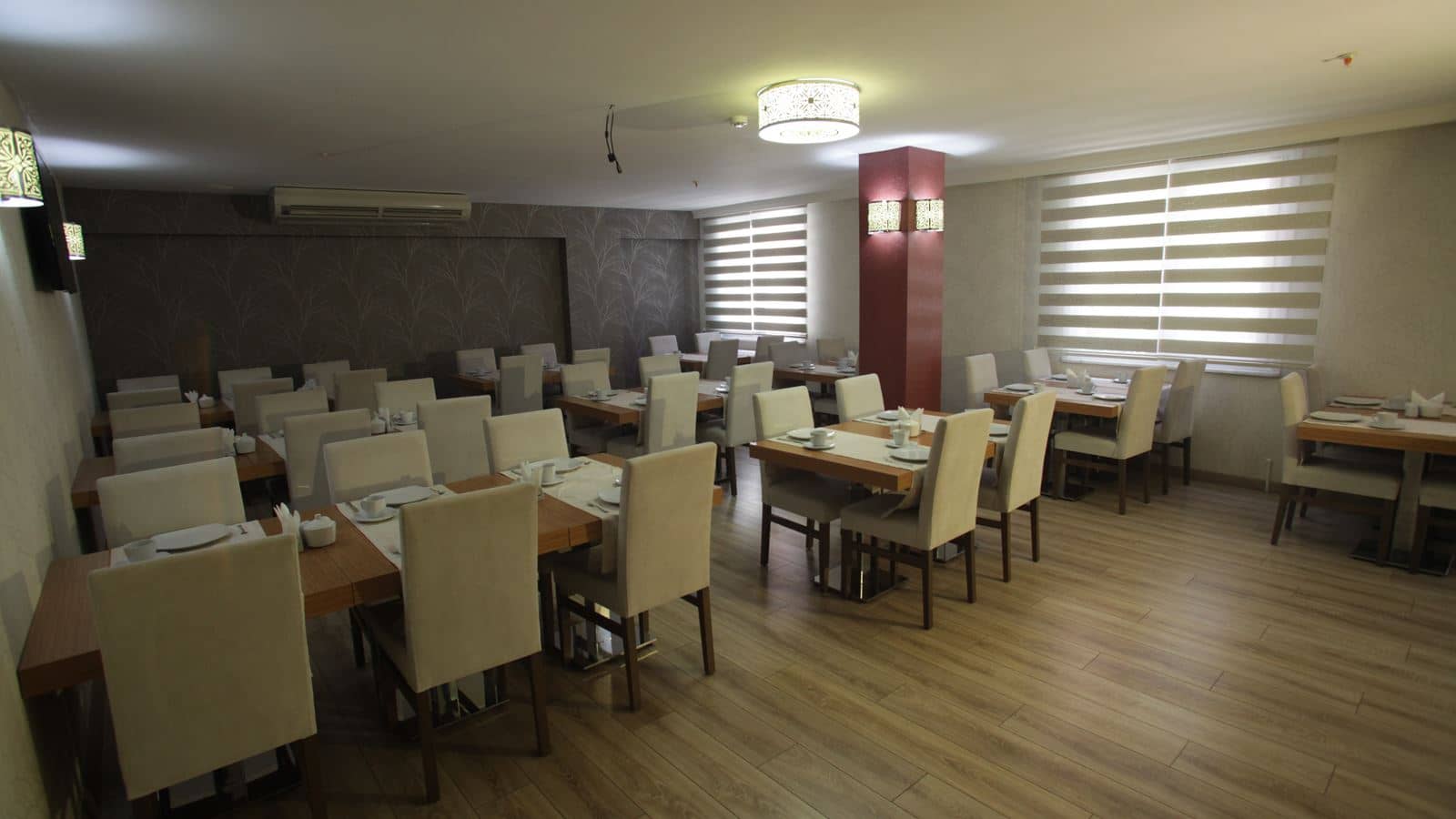 restaurants-restaurants