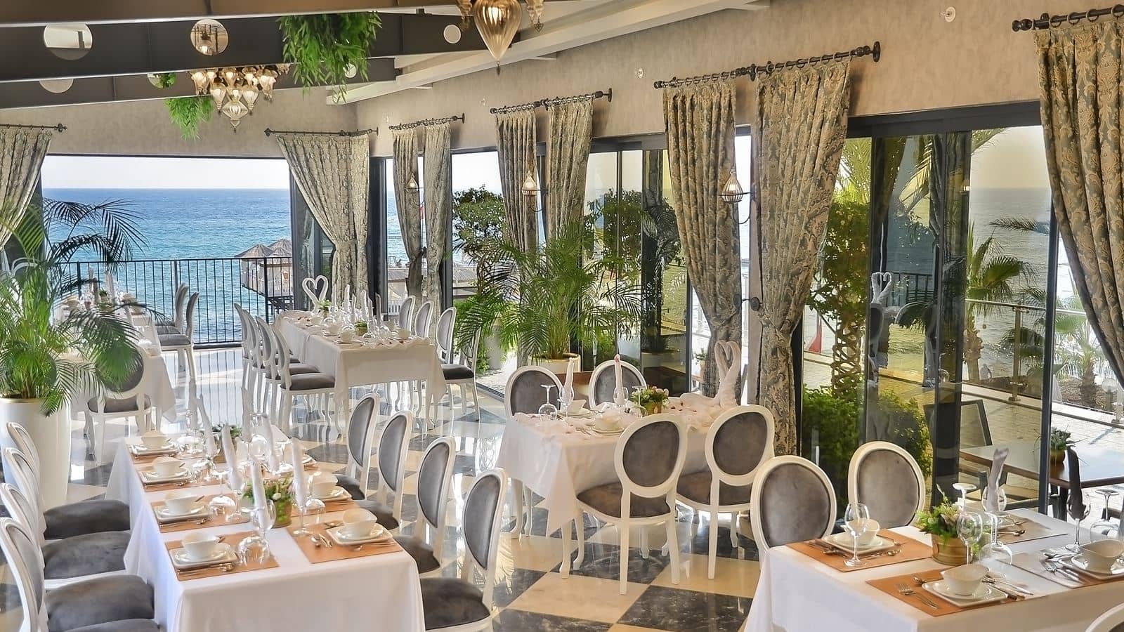 restaurants-ala-carte-restaurant