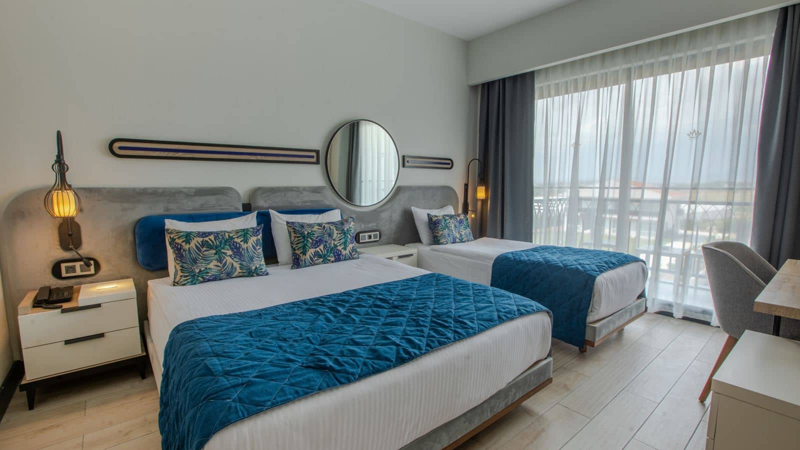 rooms-standard-room-land-view