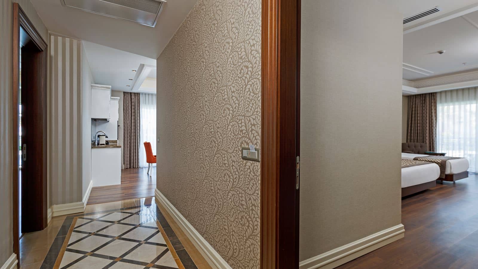rooms-presidential-pool-suite-type-a