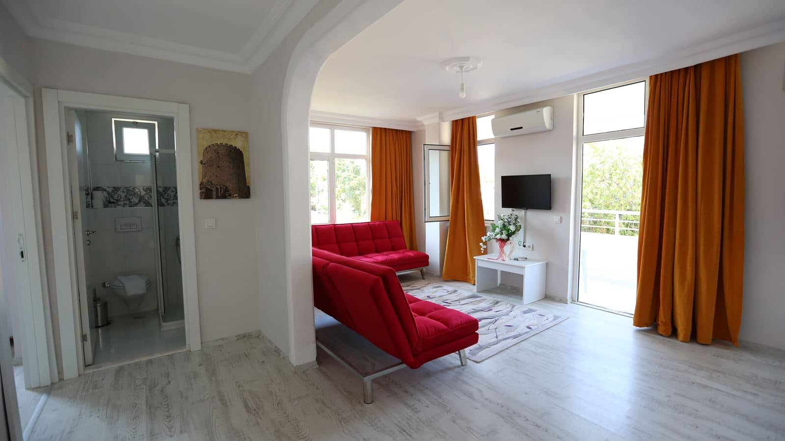 rooms-suite-room
