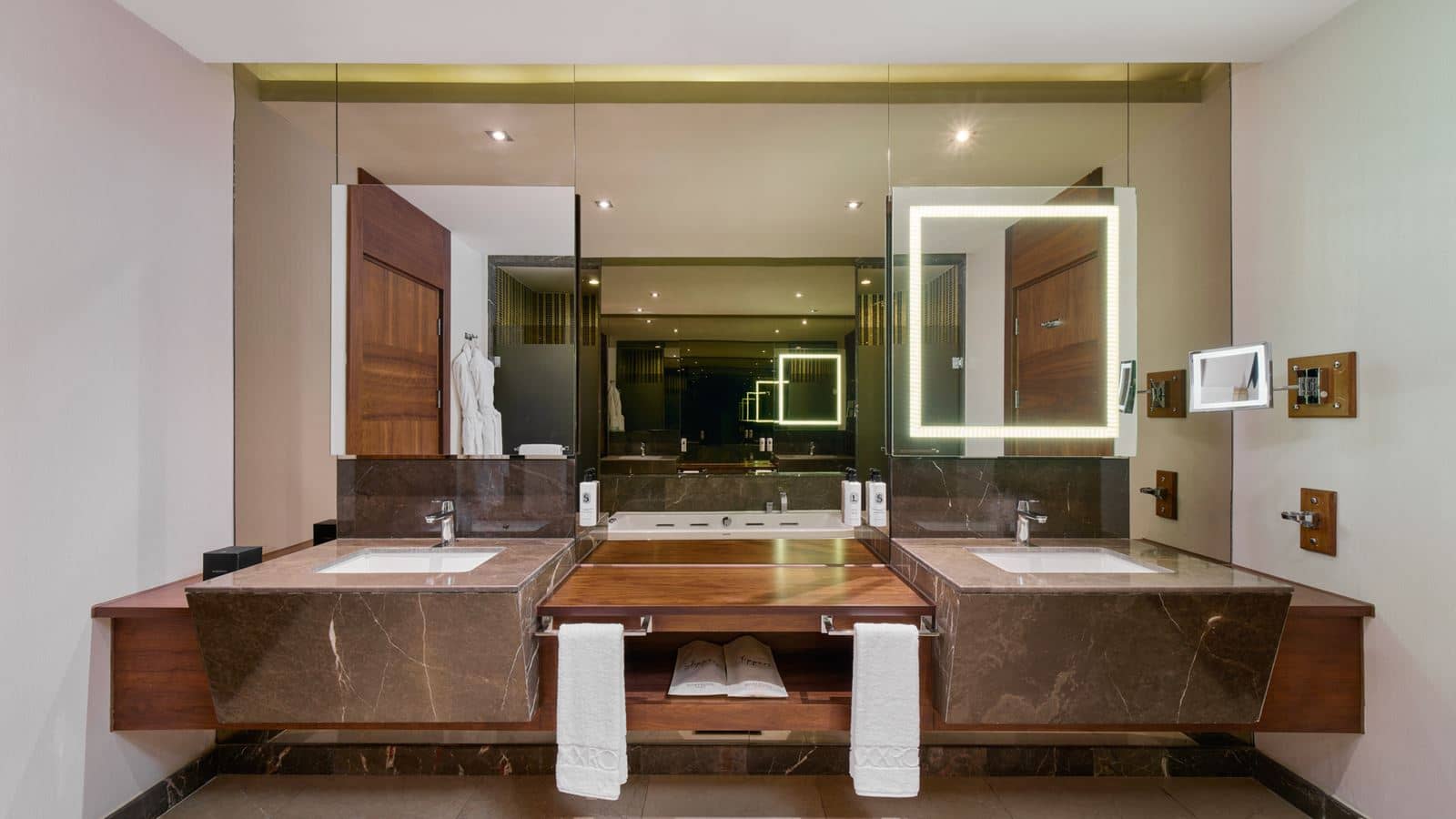 rooms-suite-land-view