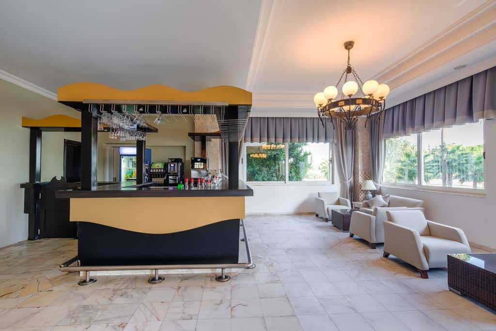bars-lobby-bar
