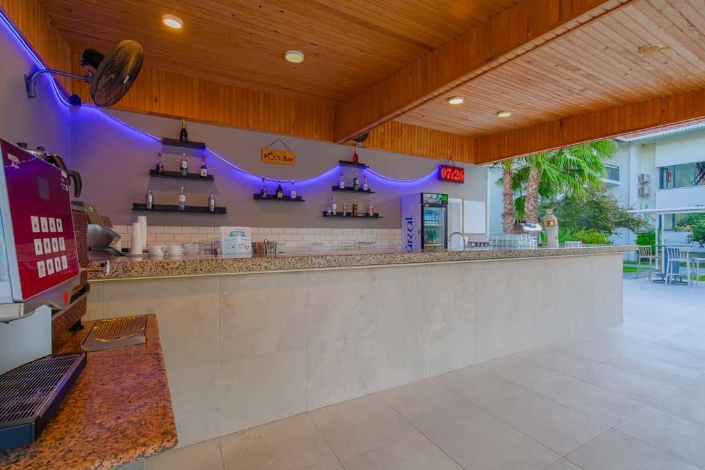 bars-pool-bar