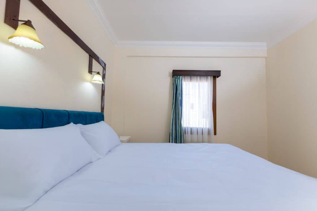 rooms-standard-room