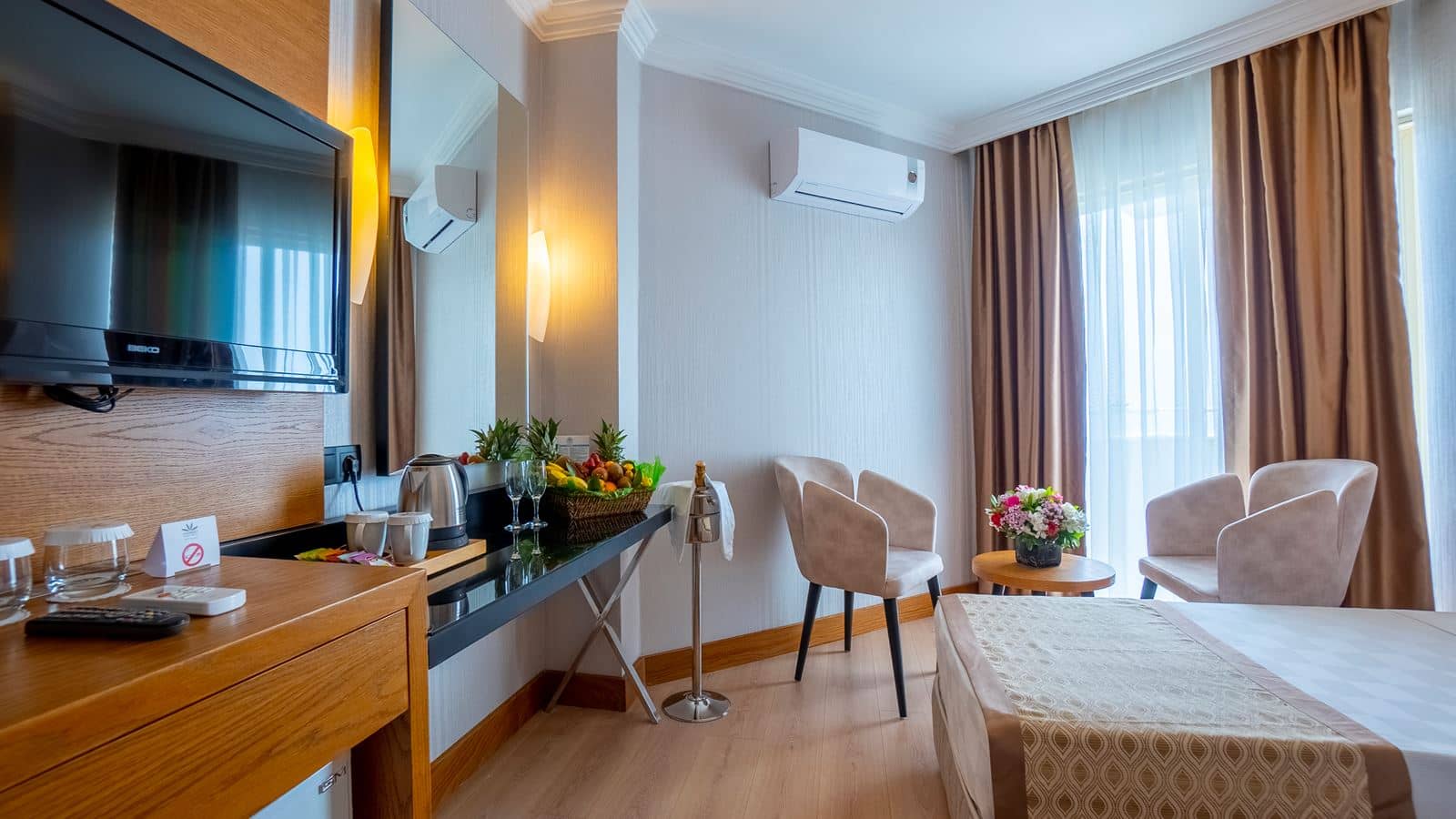 rooms-standard-room
