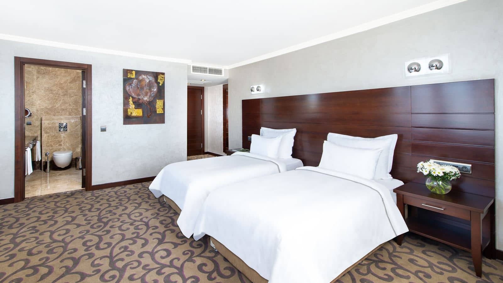 rooms-king-suite