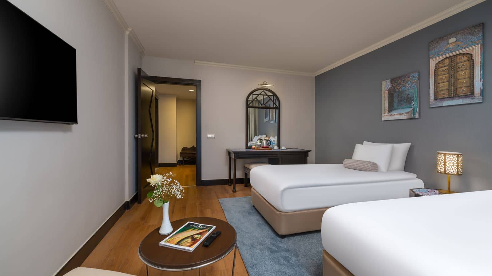rooms-club-family-room