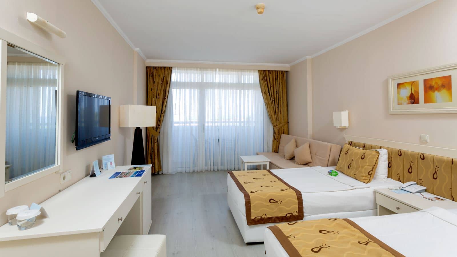 rooms-economy-room
