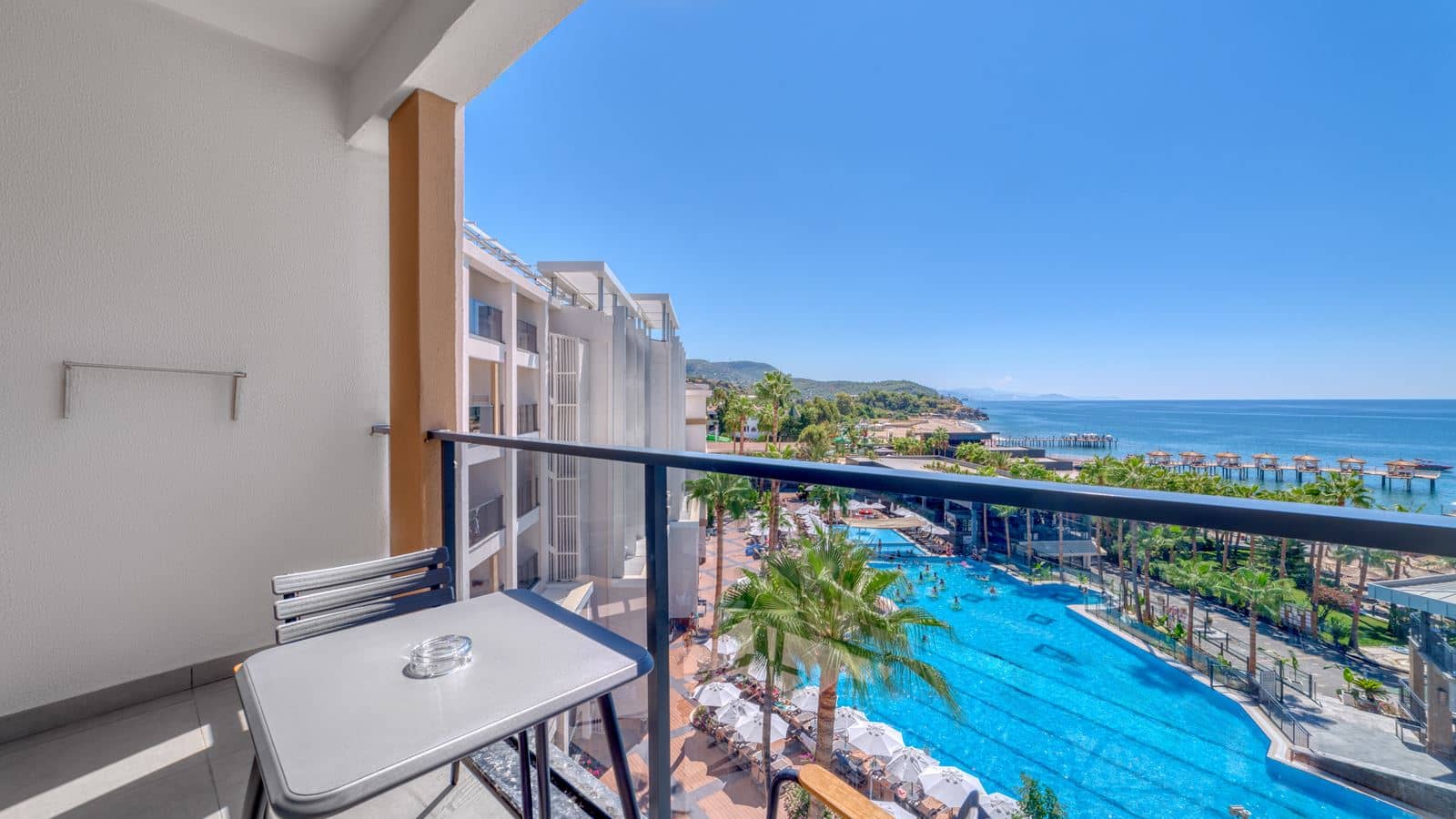 rooms-superior-room-sea-view