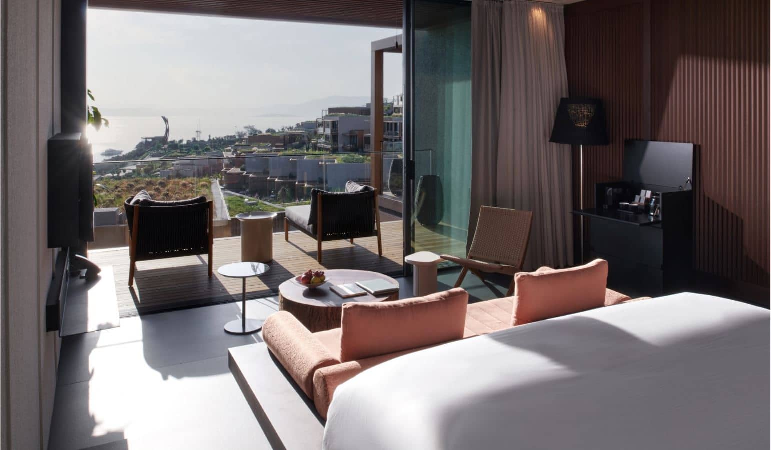 rooms-suite-sea