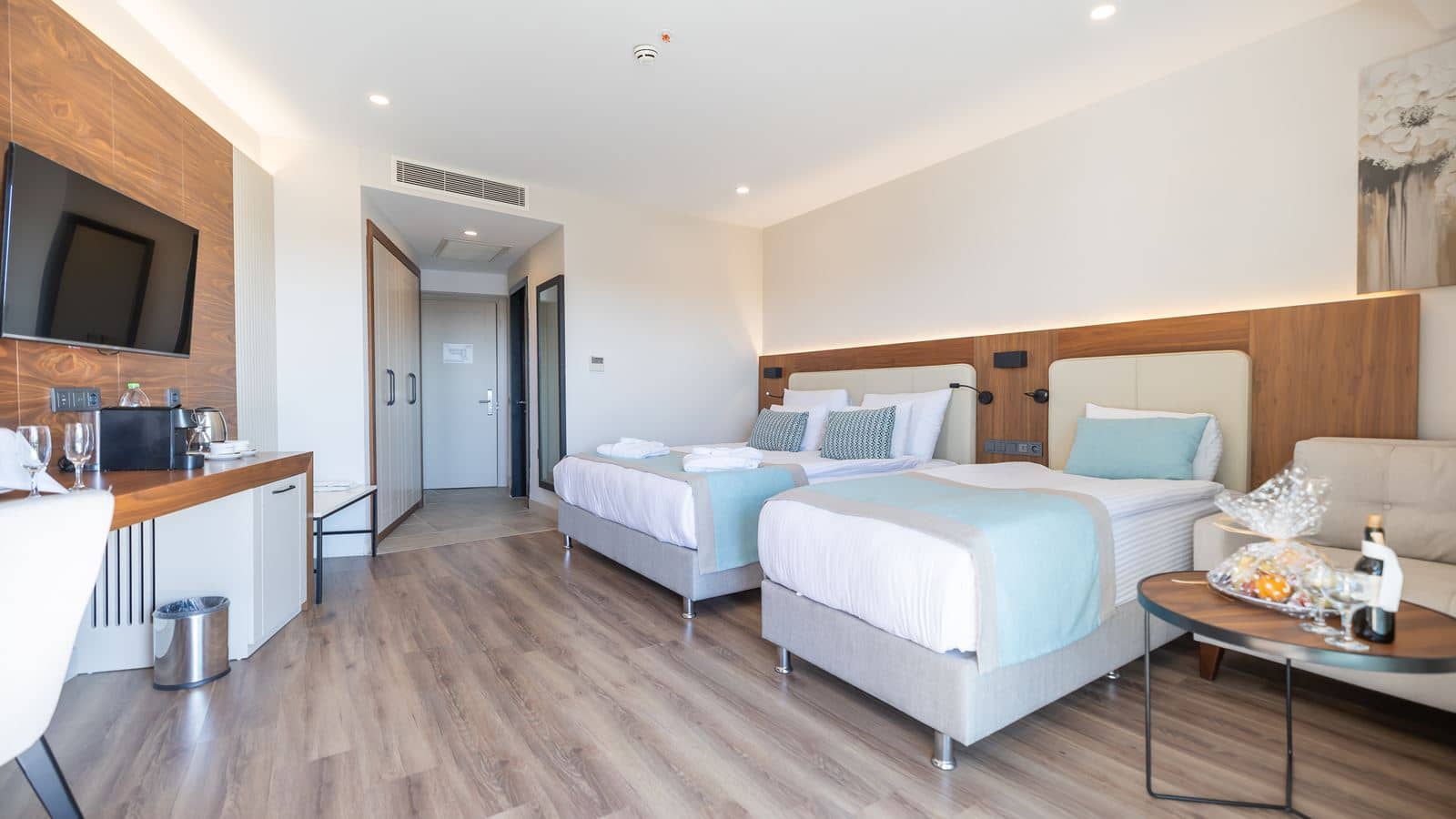 rooms-standart-room-land-with-jacuzzi