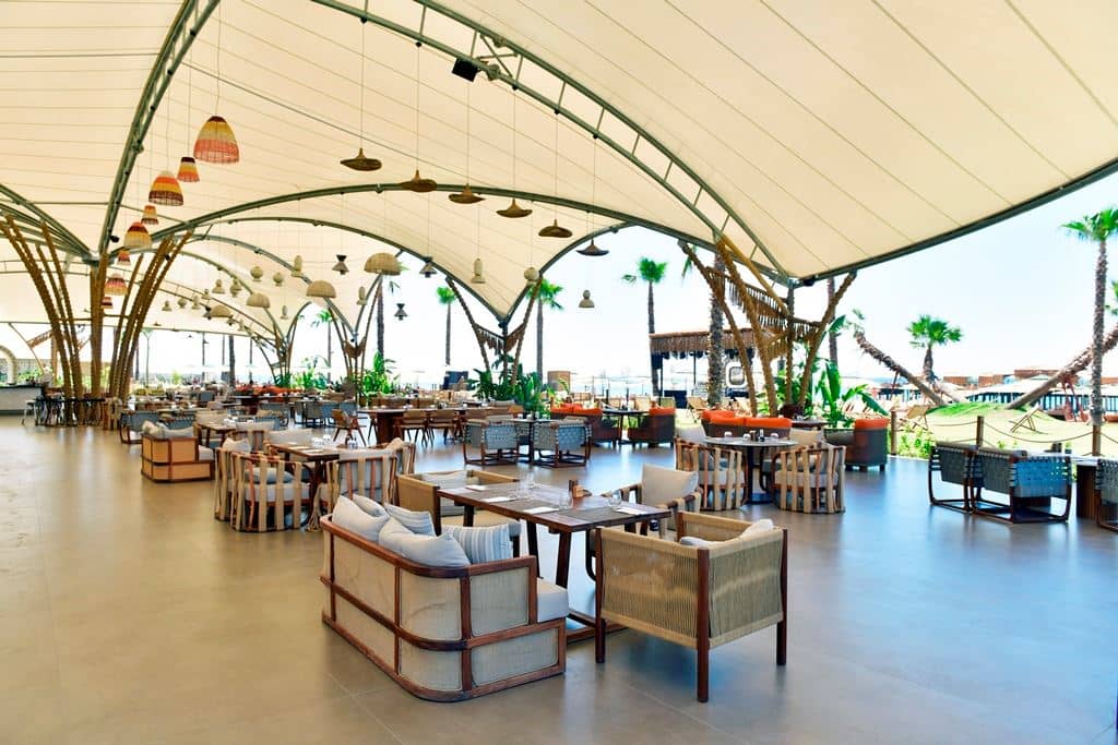 bars-javara-beach-bar