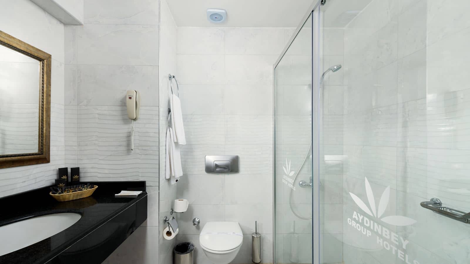 rooms-family-room