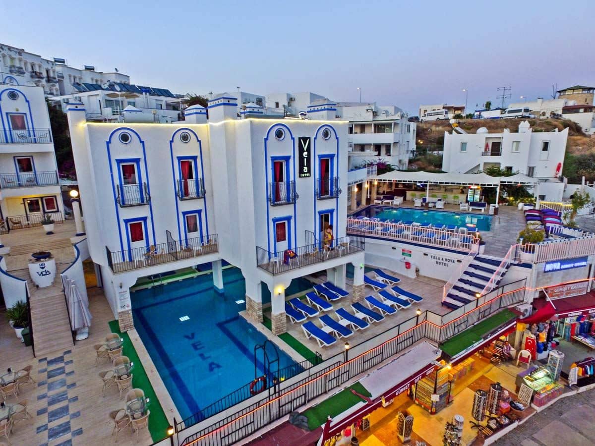 pools-outdoor-pool