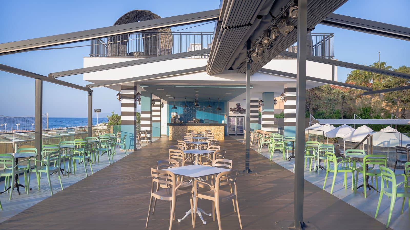 bars-alarga-pool-bar
