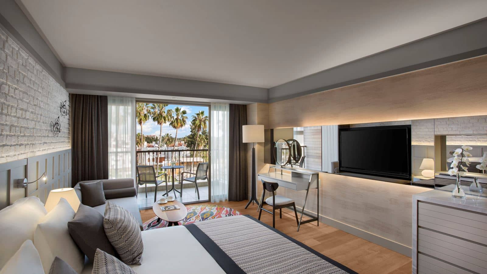 rooms-superior-room-side-sea-view