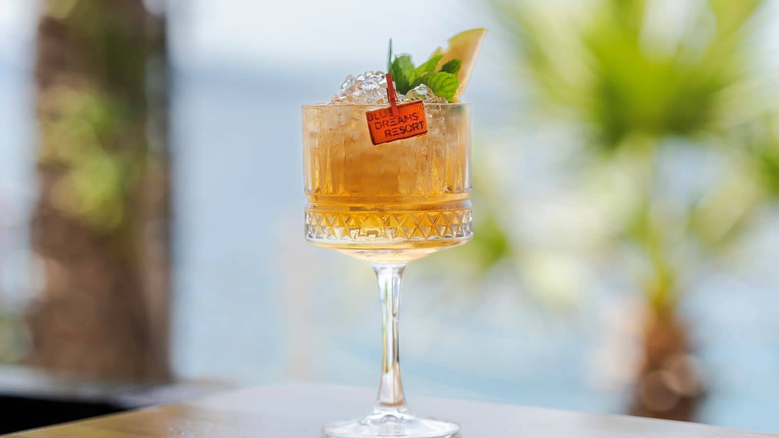 bars-pier-bar