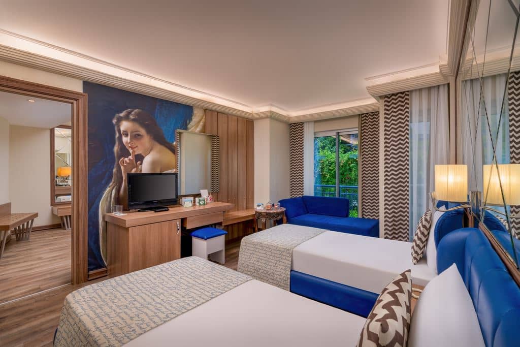 rooms-family-room-2-bedrooms