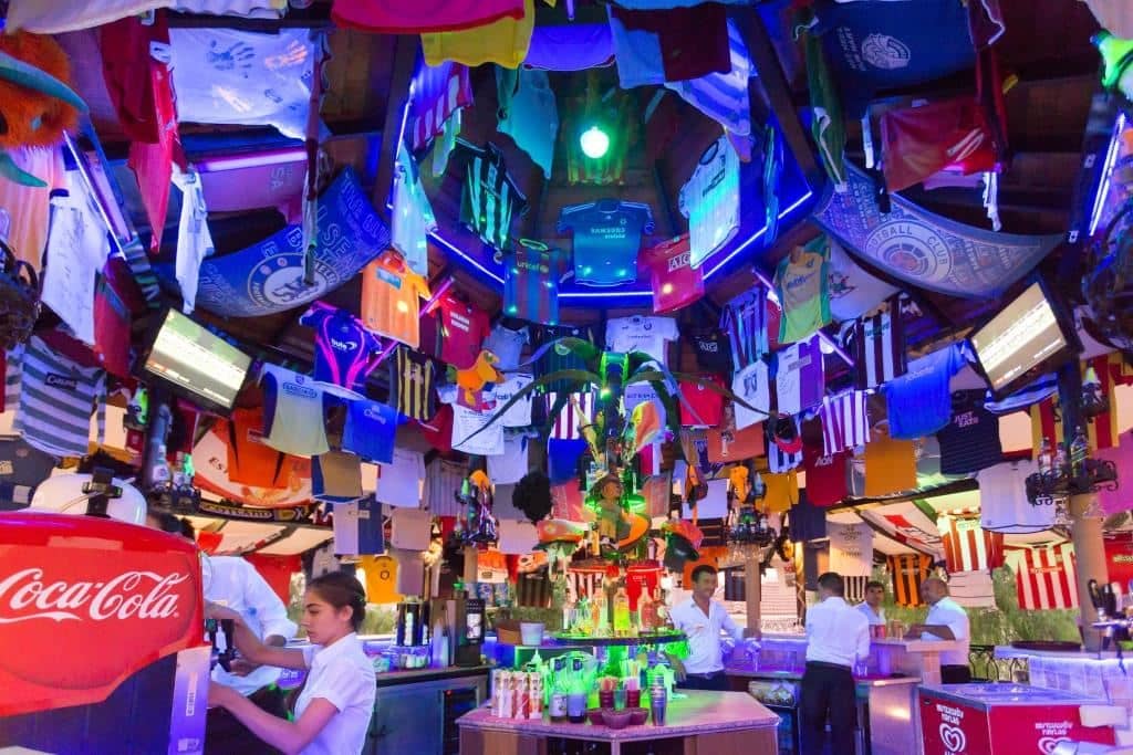 bars-main-bar