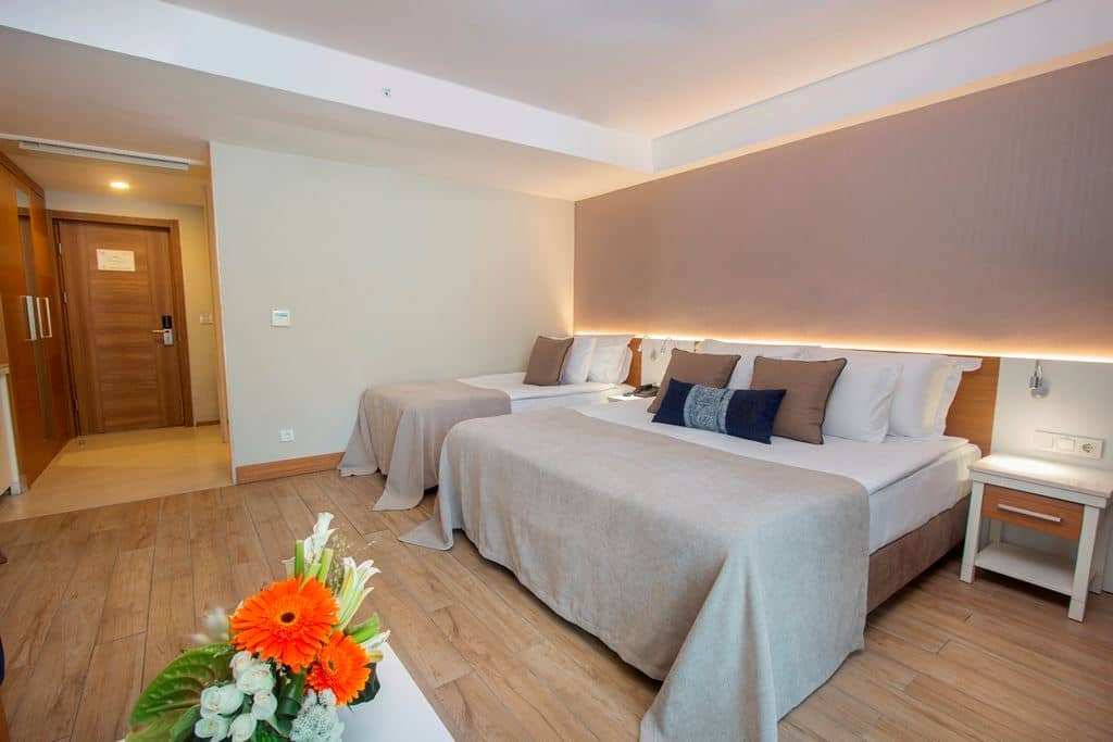 rooms-lagoon-superior-room