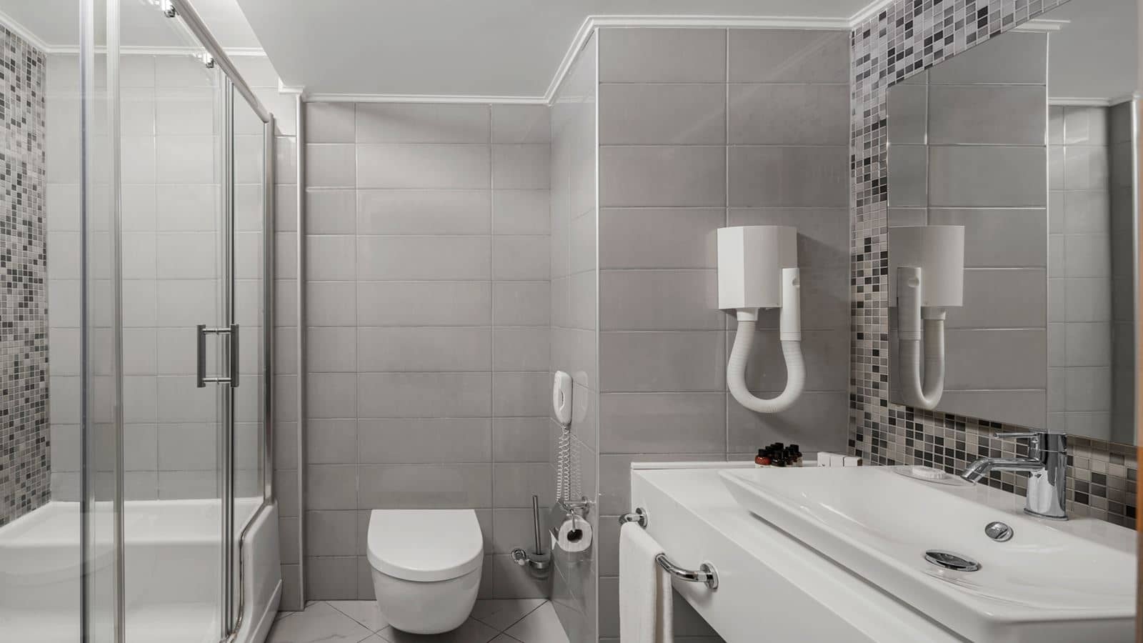 rooms-family-room