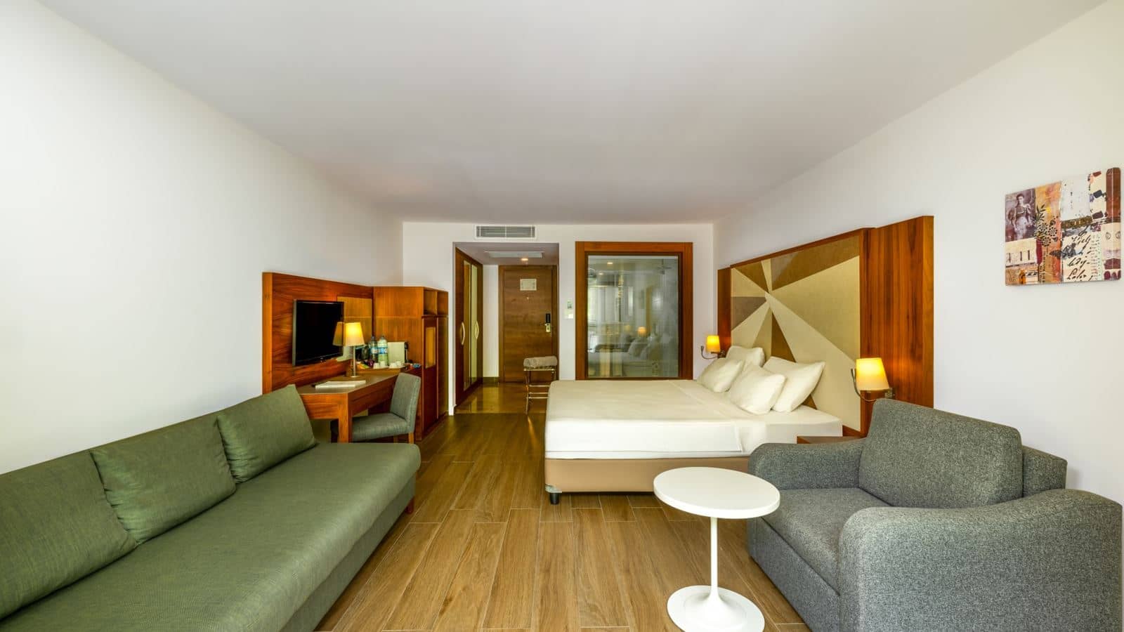 rooms-superior-room