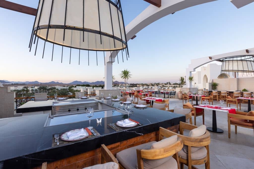 restaurants-sky-lounge