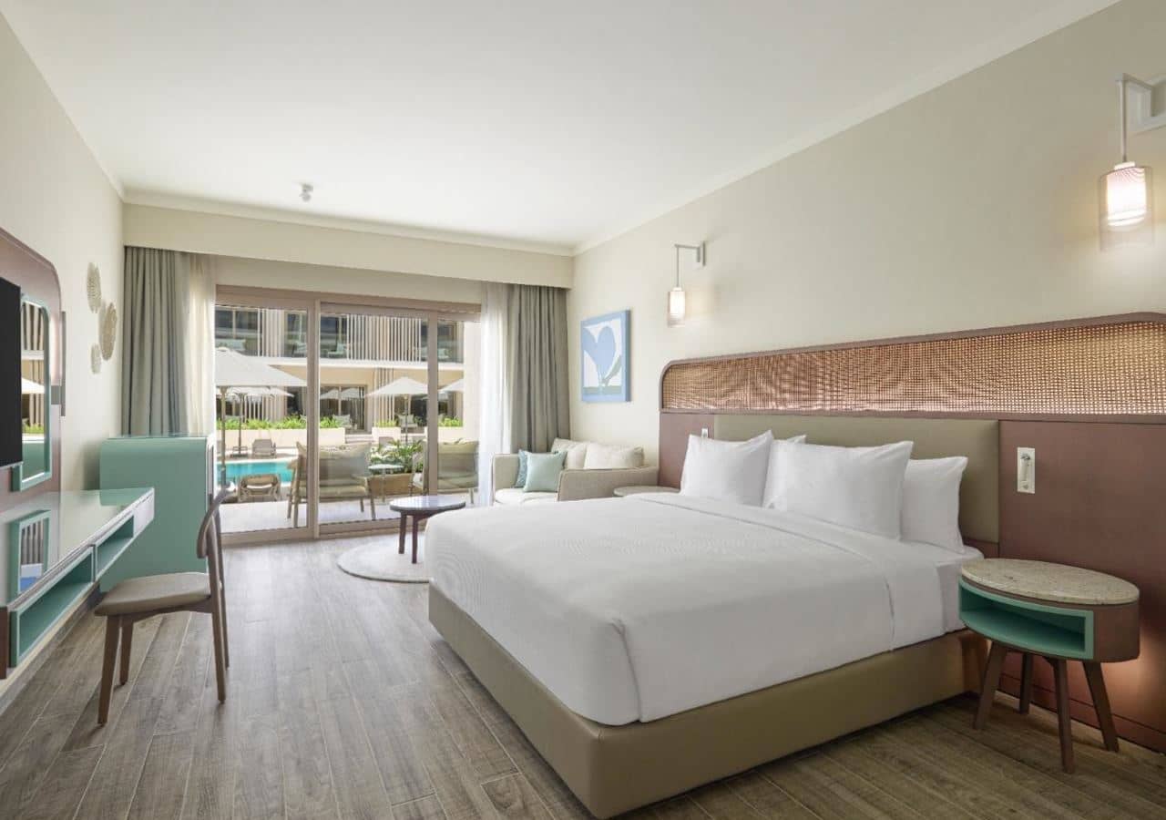 rooms-superior-room-with-pool-view