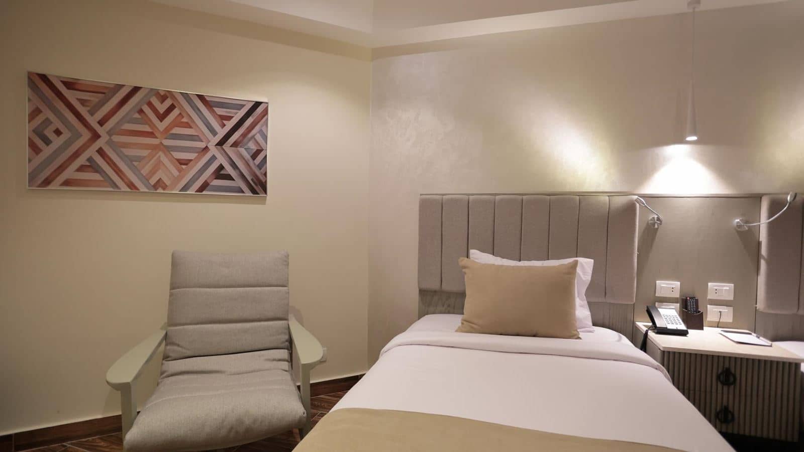 rooms-standard-room-garden-view