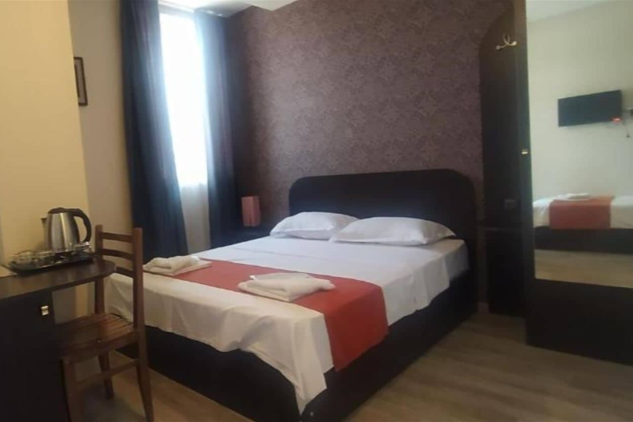 rooms-family-room