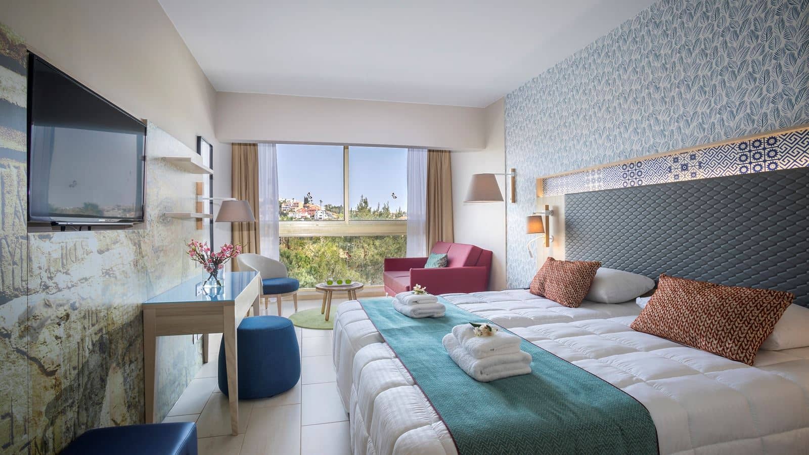 rooms-juniorsuite-inland-view-balcony-