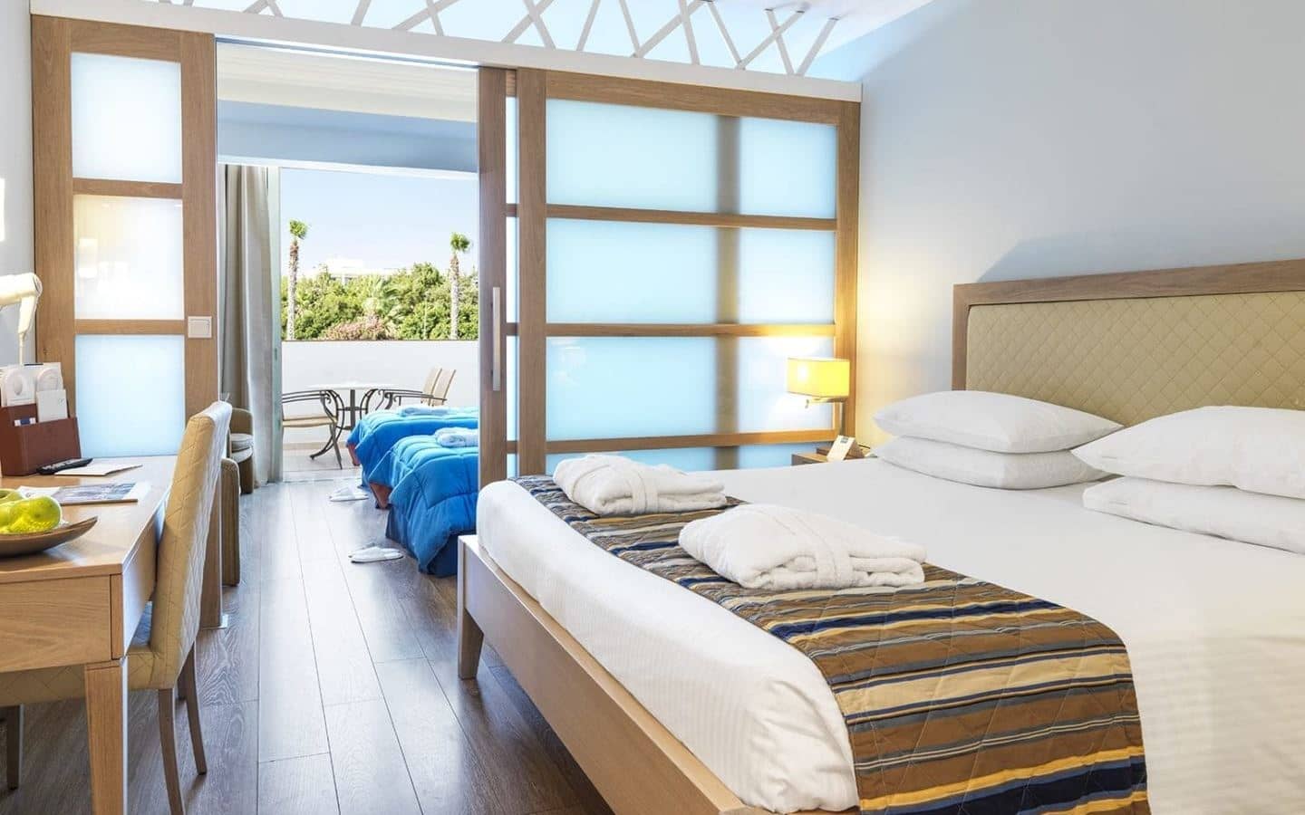 rooms-quad-familysuite