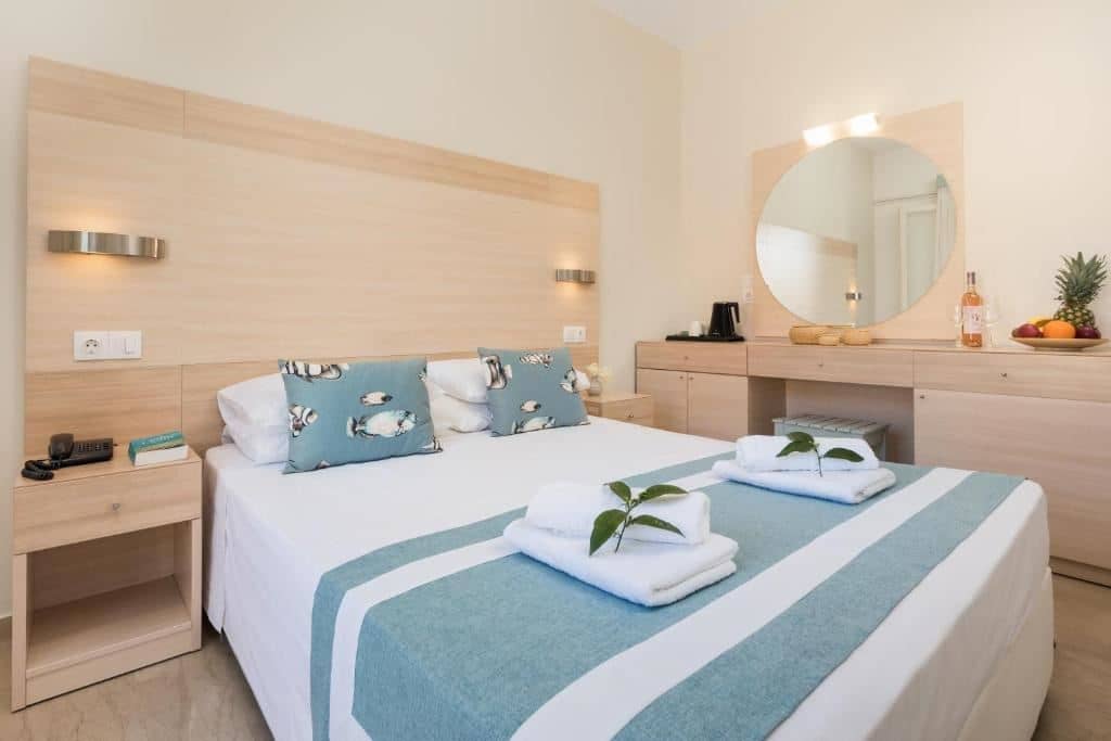 rooms-twin-standard-room-balcony