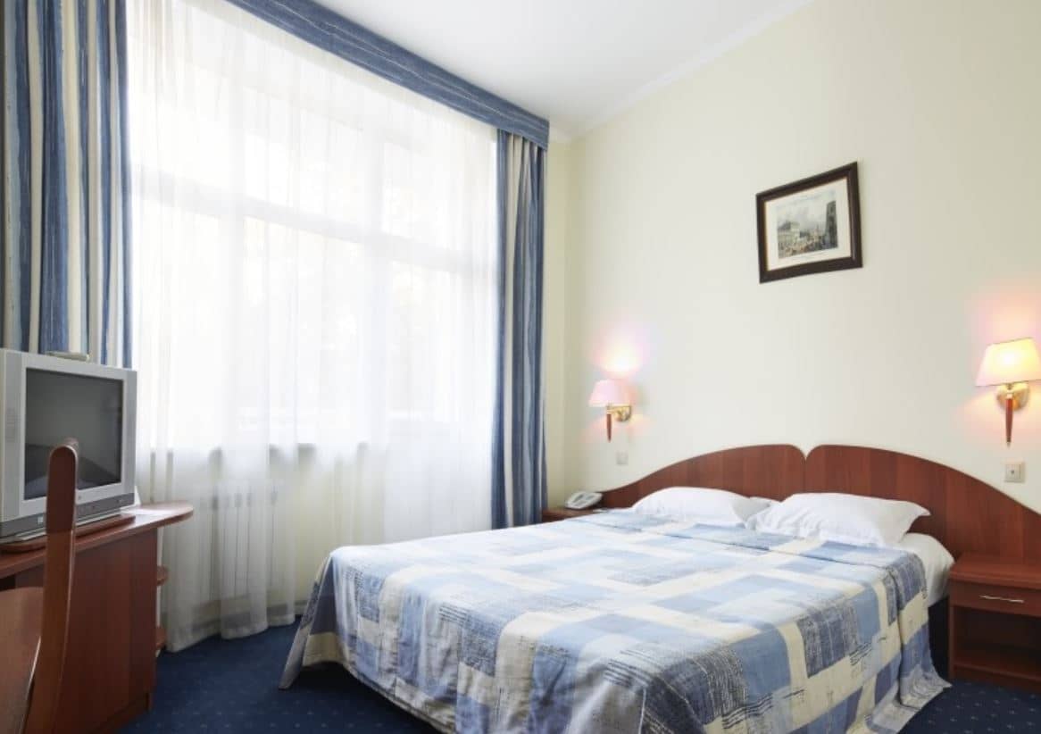 rooms-standard-room-garden-view