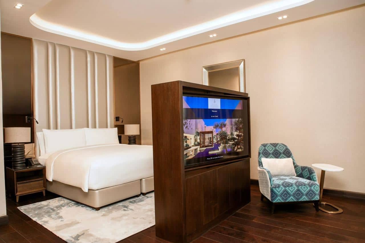 rooms-the-luxe-villa--three-bedroom